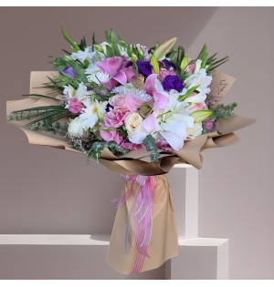 Blomm Design Lilyum