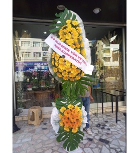 Sarı Gerberalar Çift Katlı Çelenk 