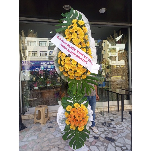 Sarı Gerberalar Çift Katlı Çelenk 