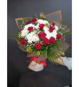 Red Rose ve Papatyalar